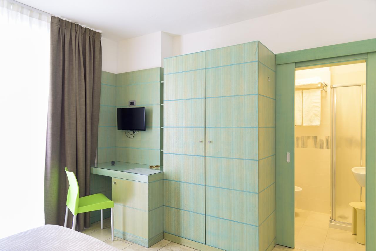 Hotel Montecristo Marina di Campo Eksteriør billede