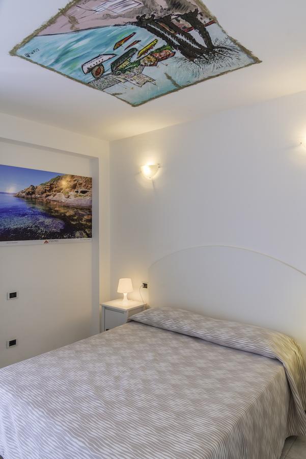 Hotel Montecristo Marina di Campo Eksteriør billede