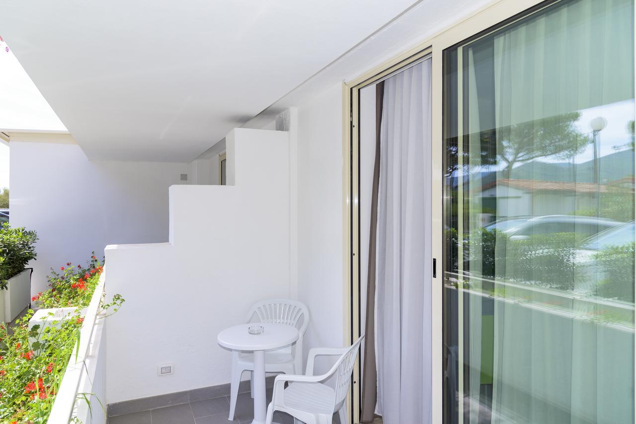 Hotel Montecristo Marina di Campo Eksteriør billede